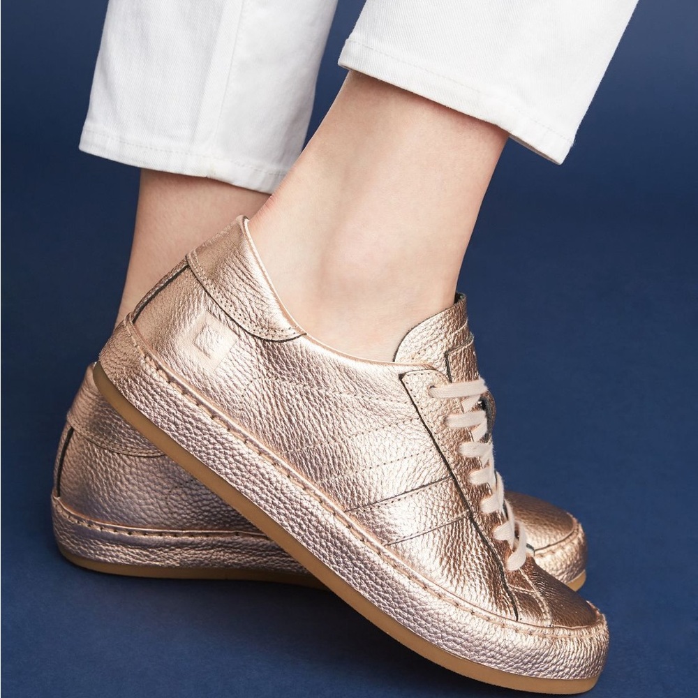 EUC Anthropologie D.A.T.E. Rose Gold Metallic Leather Sneakers. Size 39 EU, 8 US